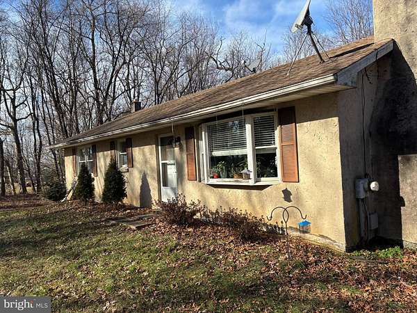 3.9 Acres of Land with Home for Sale in Cochranville, Pennsylvania