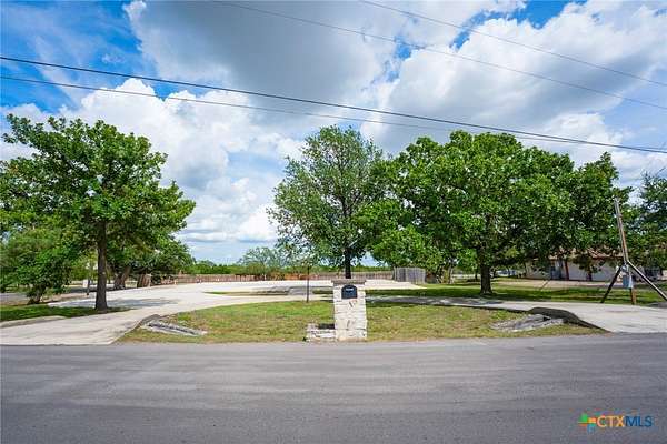 0.68 Acres of Residential Land for Sale in Mountain City, Texas