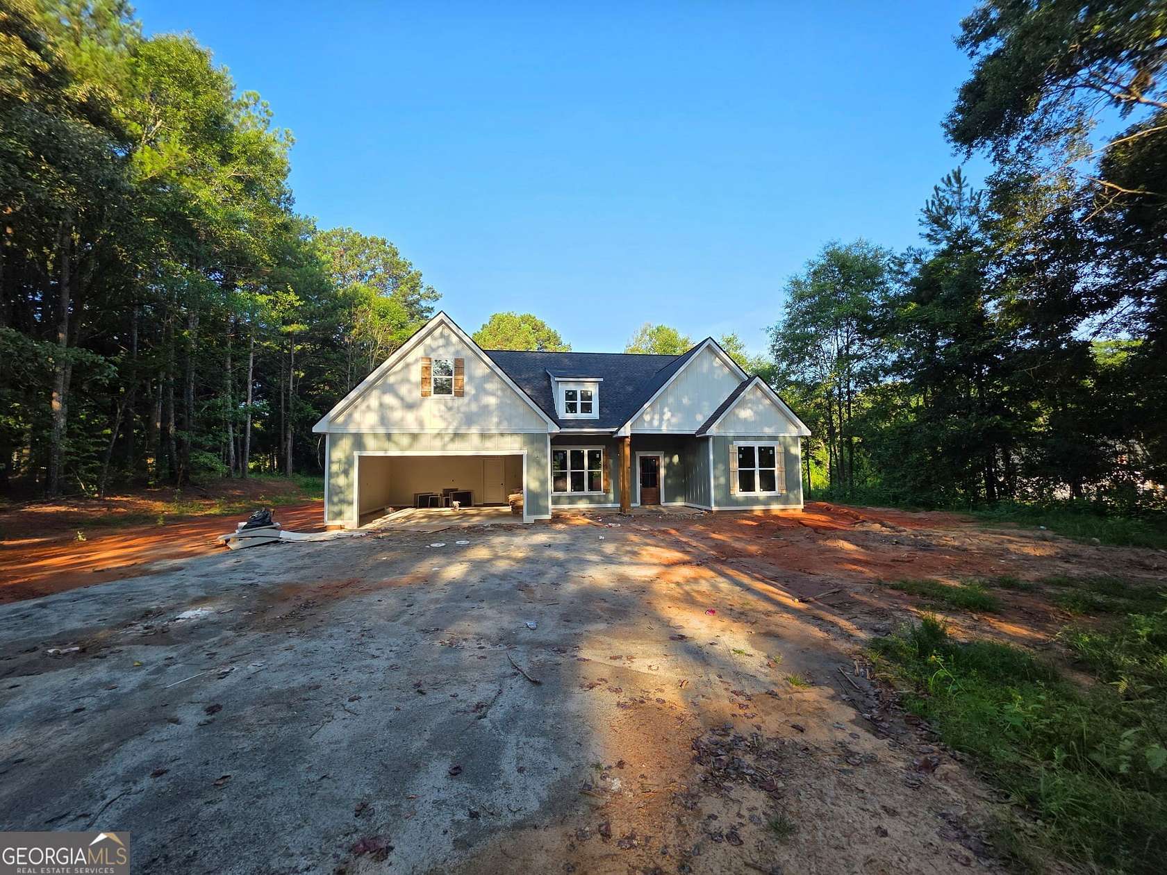 3.34 Acres of Land with Home for Sale in Jackson, Georgia
