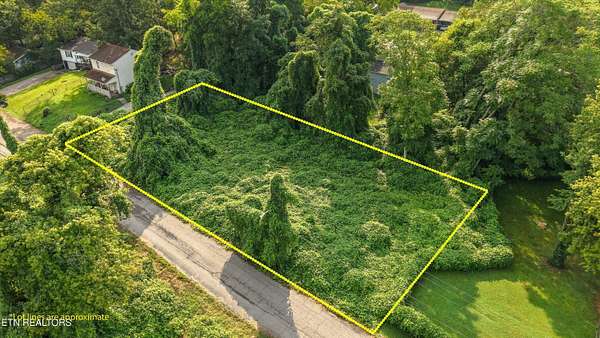 0.16 Acres of Residential Land for Sale in Knoxville, Tennessee