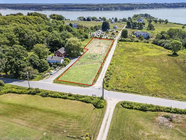 0.78 Acres of Residential Land for Sale in Harpswell Town, Maine