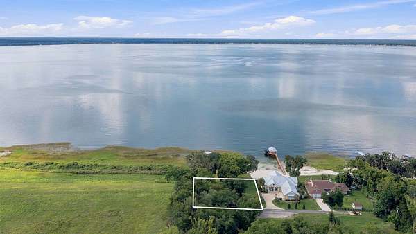 0.99 Acres of Residential Land for Sale in Weirsdale, Florida