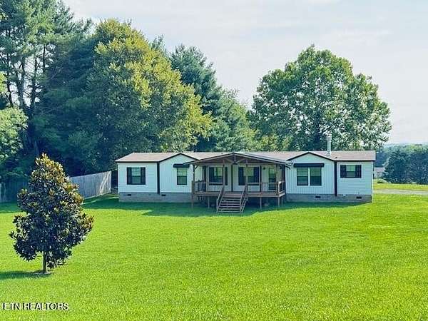 2.3 Acres of Land with Home for Sale in Knoxville, Tennessee