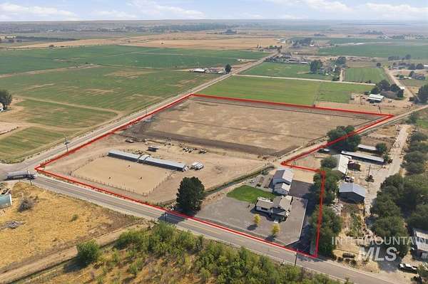 10.2 Acres of Land with Home for Sale in Kuna, Idaho