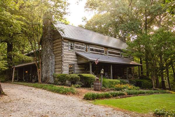 16.1 Acres of Land with Home for Sale in Martin, Tennessee