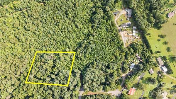 1 Acre of Residential Land for Sale in Morganton, North Carolina
