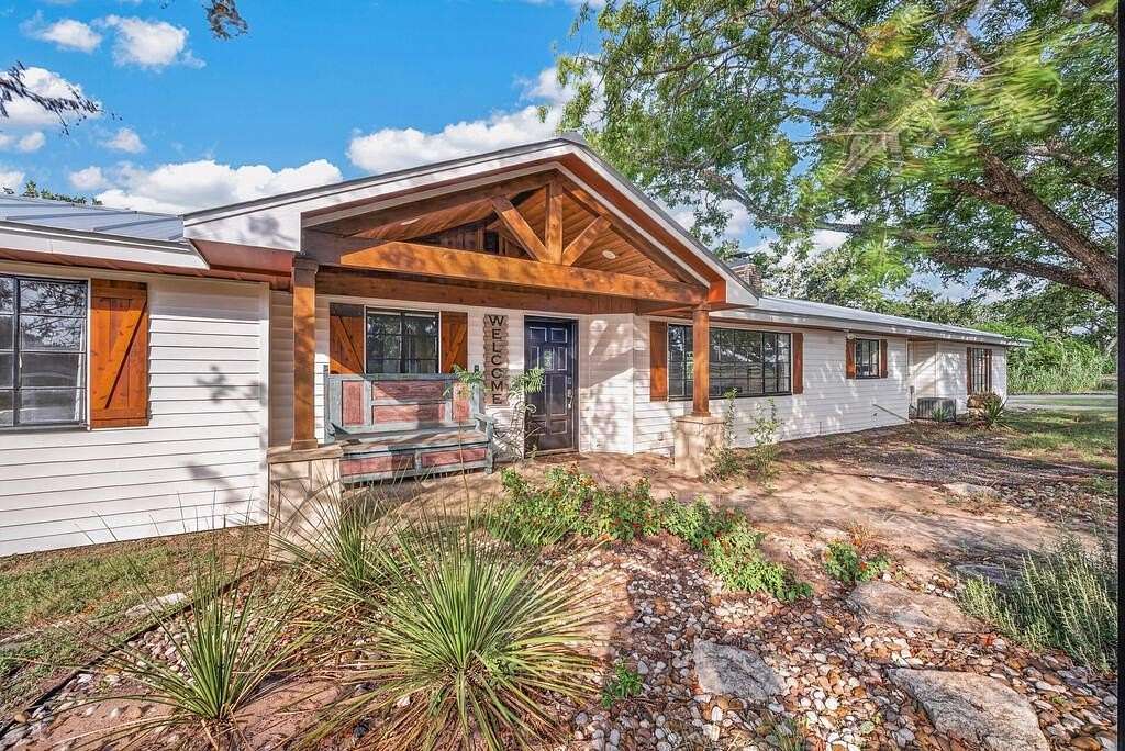 2.2 Acres of Land with Home for Sale in Kerrville, Texas