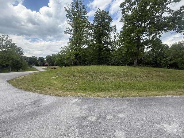 1.55 Acres of Residential Land for Sale in Monticello, Kentucky