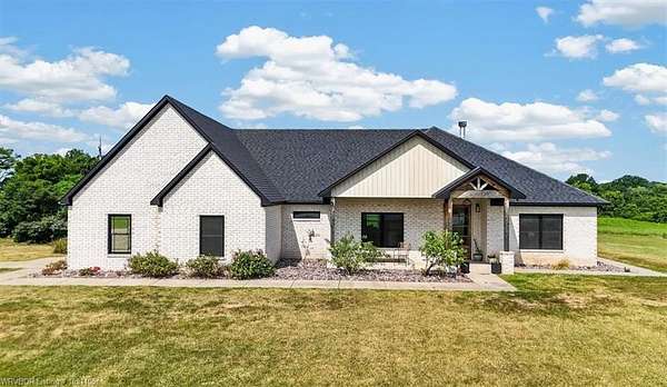 15 Acres of Recreational Land with Home for Sale in Spiro, Oklahoma