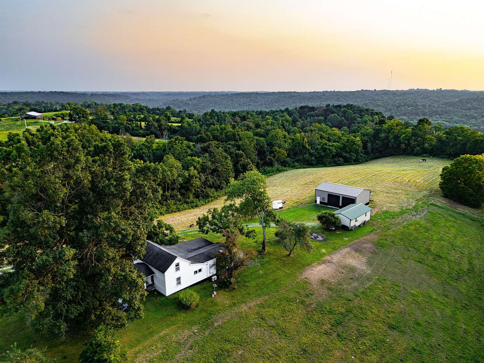 13.5 Acres of Land with Home for Sale in Winchester, Kentucky