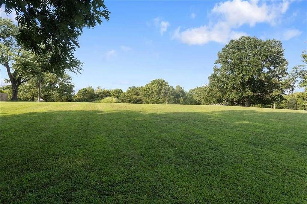 0.66 Acres of Residential Land for Sale in Parkville, Missouri