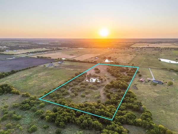 16.7 Acres of Land for Sale in Sherman, Texas