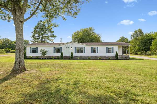 2 Acres of Land with Home for Sale in Chapel Hill, Tennessee