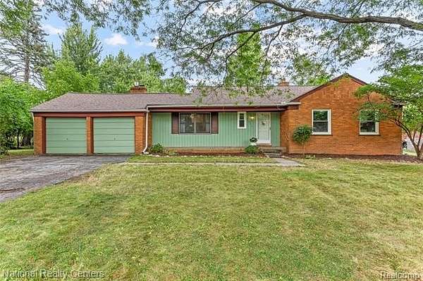 1.56 Acres of Land with Home for Sale in Farmington Hills, Michigan