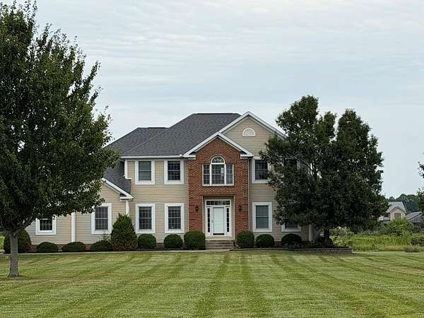 5 Acres of Land with Home for Sale in Mansfield, Ohio