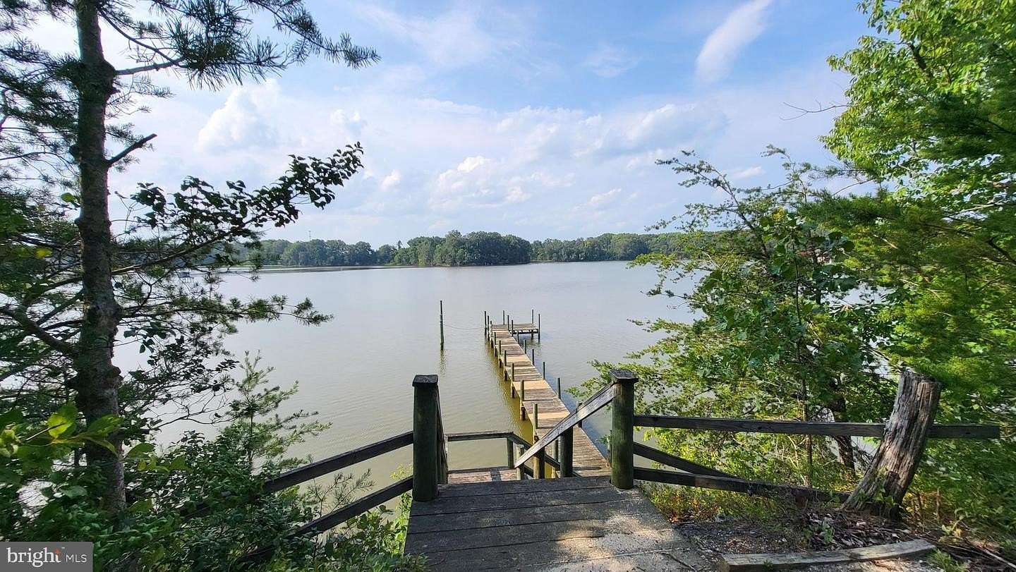 2.3 Acres of Land with Home for Sale in Colonial Beach, Virginia