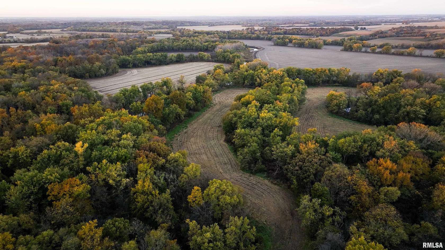 413 Acres of Land for Sale in Maquon, Illinois