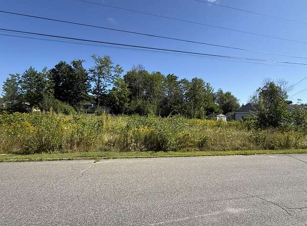 0.38 Acres of Residential Land for Sale in Waterville, Maine