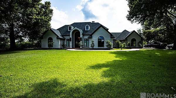 8.46 Acres of Land with Home for Sale in Cut Off, Louisiana