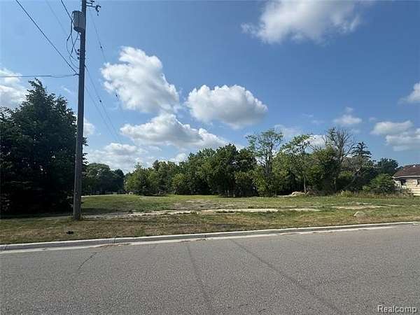 0.51 Acres of Commercial Land for Sale in Flint, Michigan