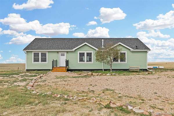 45 Acres of Agricultural Land with Home for Sale in Briggsdale, Colorado
