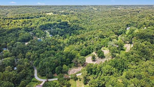 6.6 Acres of Residential Land for Sale in Ashland City, Tennessee