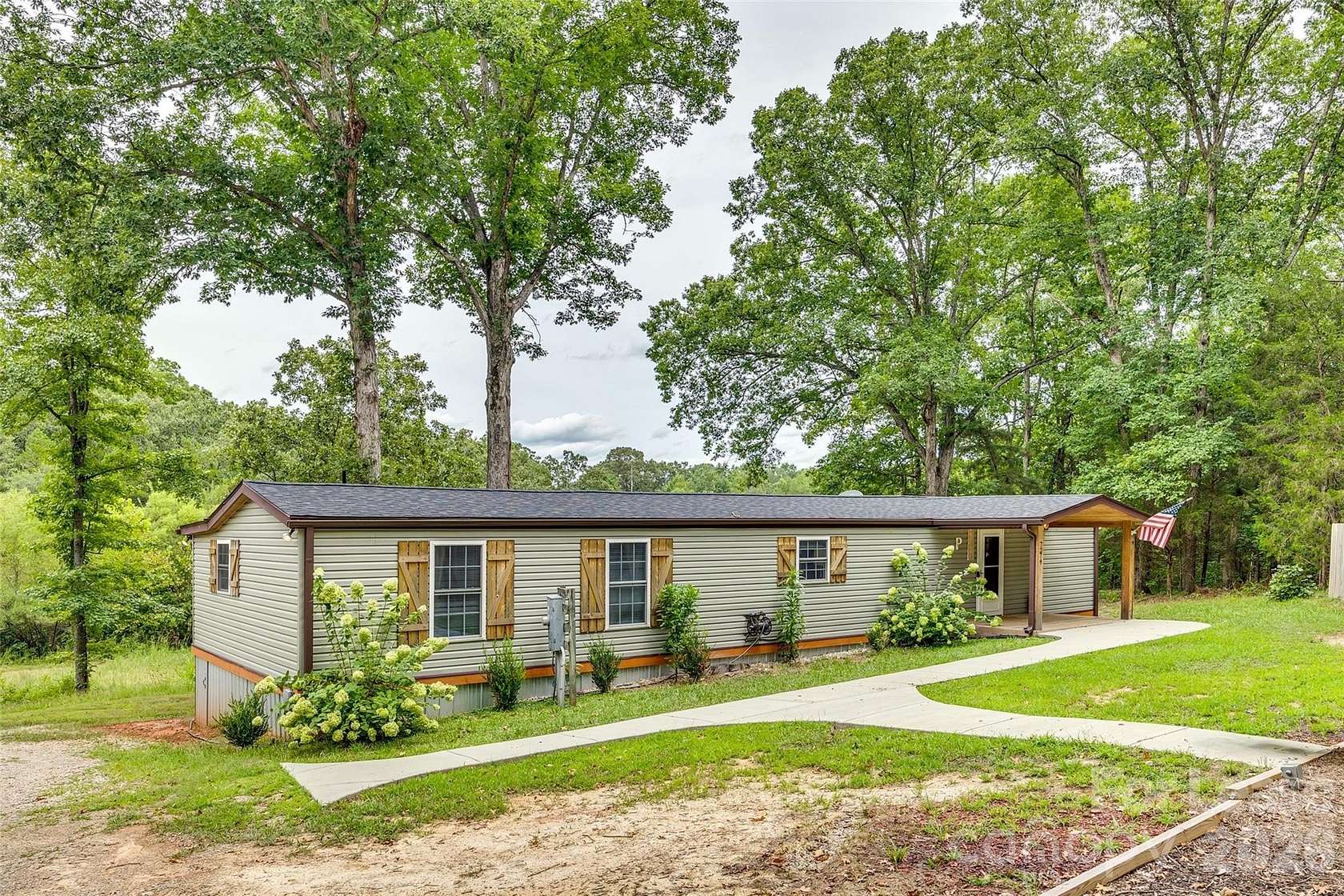 3.5 Acres of Land with Home for Lease in Lancaster, South Carolina