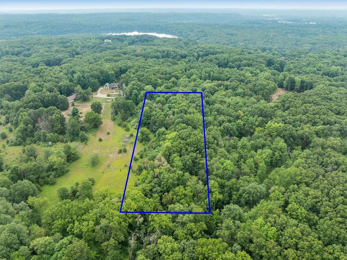 5 Acres of Residential Land for Sale in Lowell, Michigan