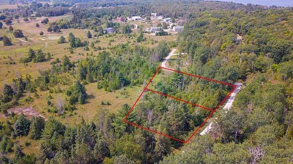 1.36 Acres of Residential Land for Sale in Sturgeon Bay, Wisconsin