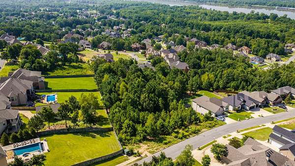 1 Acre of Residential Land for Sale in Maumelle, Arkansas