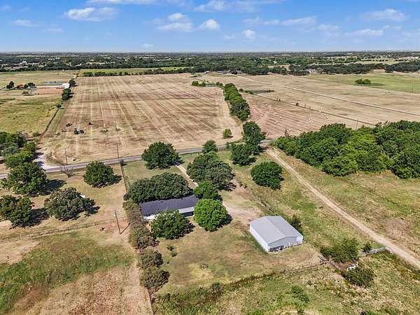 1.5 Acres of Land with Home for Sale in Alvarado, Texas