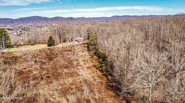 17 Acres of Land for Sale in La Follette, Tennessee