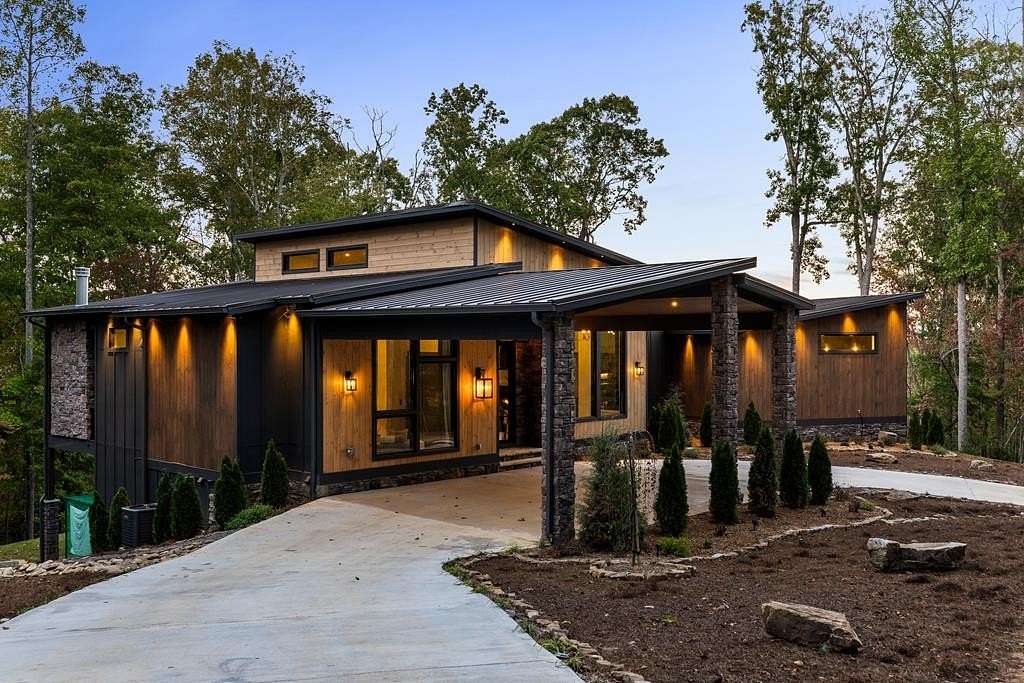 4.17 Acres of Land with Home for Sale in Blue Ridge, Georgia