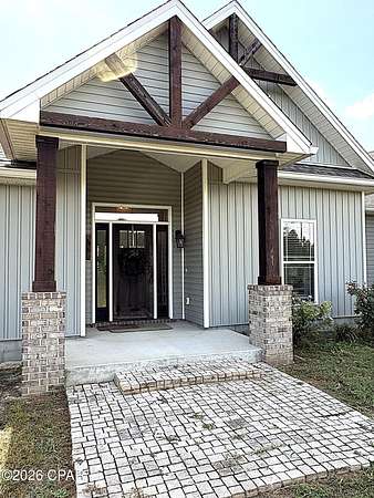 5.29 Acres of Land with Home for Sale in Greenwood, Florida