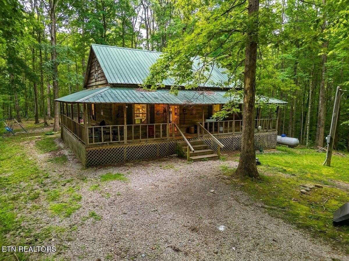 5 Acres of Land with Home for Sale in Jamestown, Tennessee