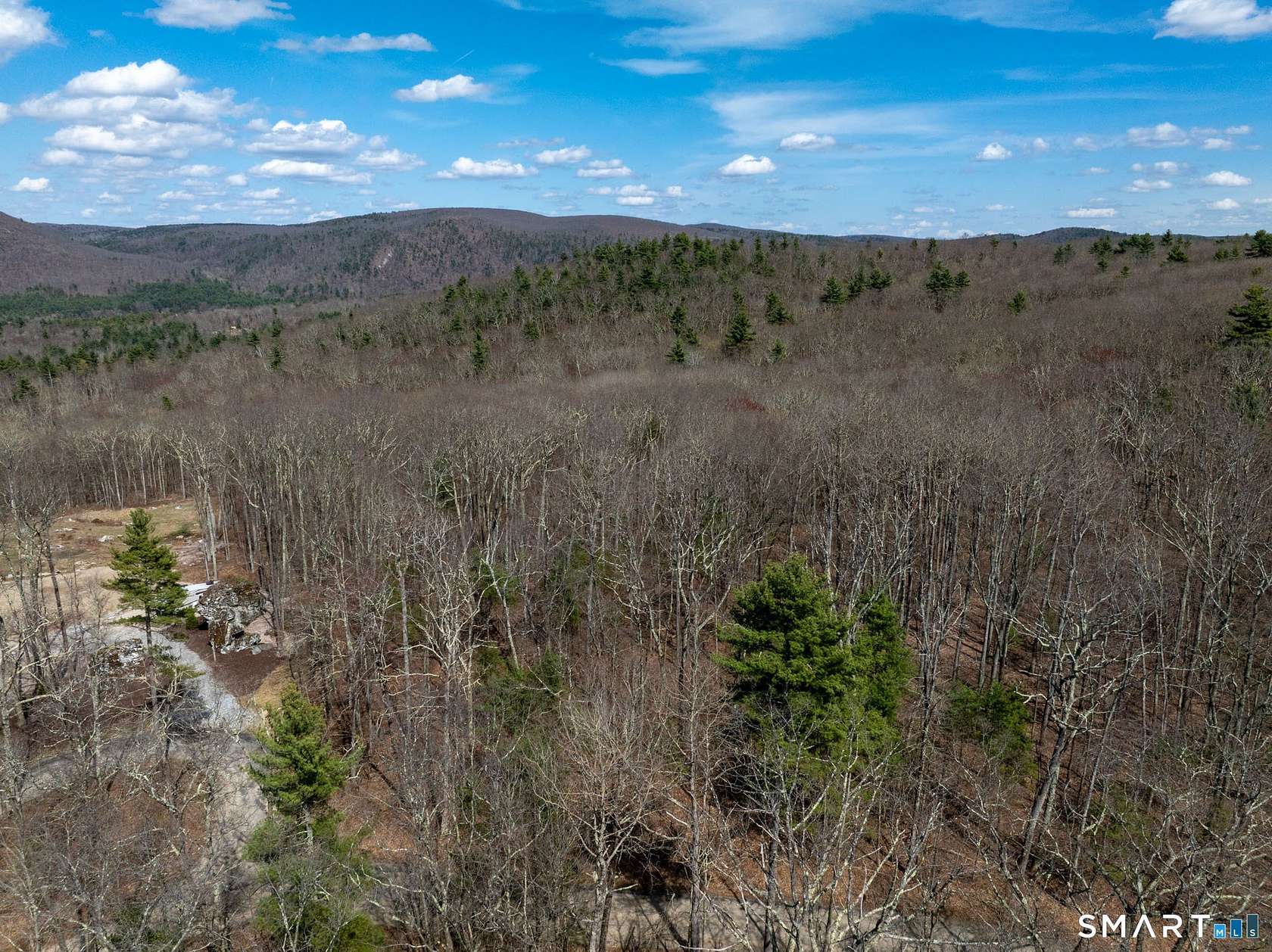 19.7 Acres of Land for Sale in Canaan, Connecticut