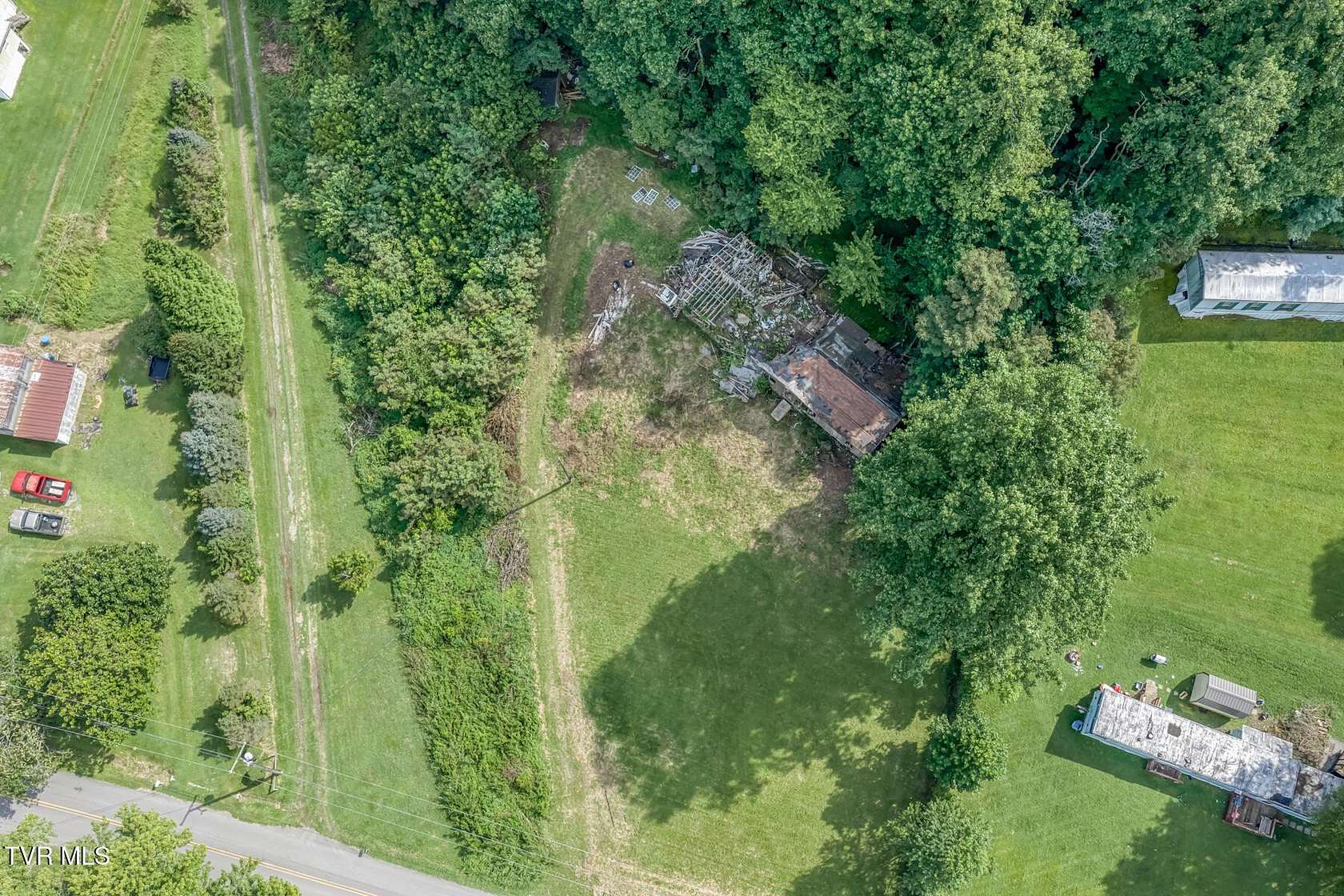 4.56 Acres of Residential Land for Sale in Hiltons, Virginia