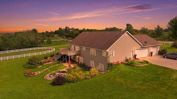 35.7 Acres of Agricultural Land with Home for Sale in Marshalltown, Iowa