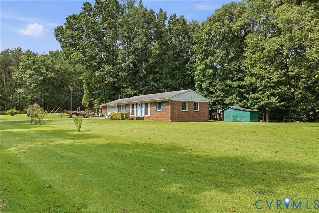 1.5 Acres of Land with Home for Sale in Mineral, Virginia