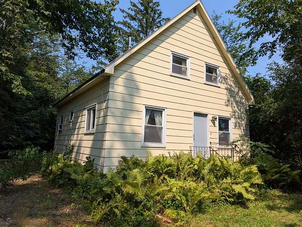 2.42 Acres of Land with Home for Sale in Red Wing, Minnesota