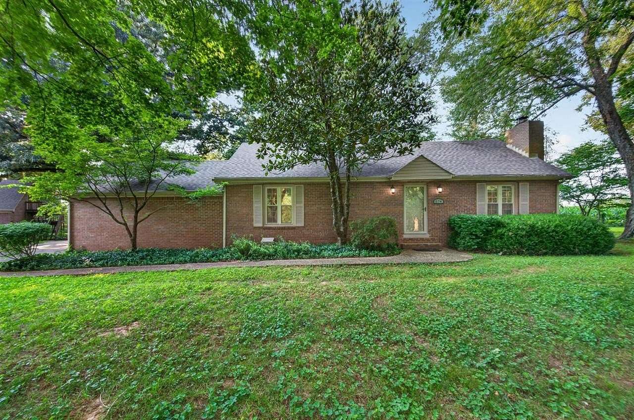 2.32 Acres of Land with Home for Sale in Bowling Green, Kentucky