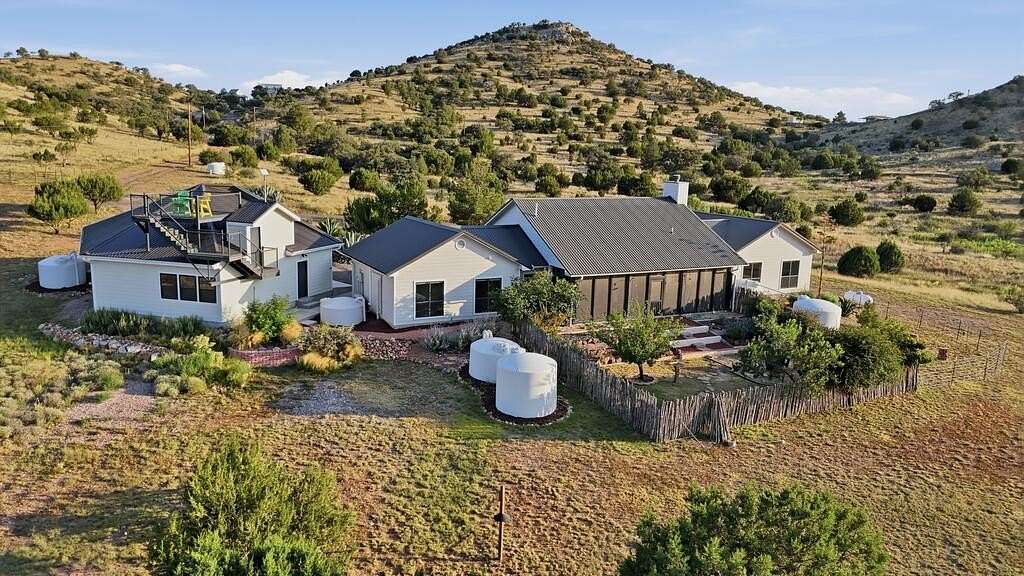 15 Acres of Land with Home for Sale in Fort Davis, Texas