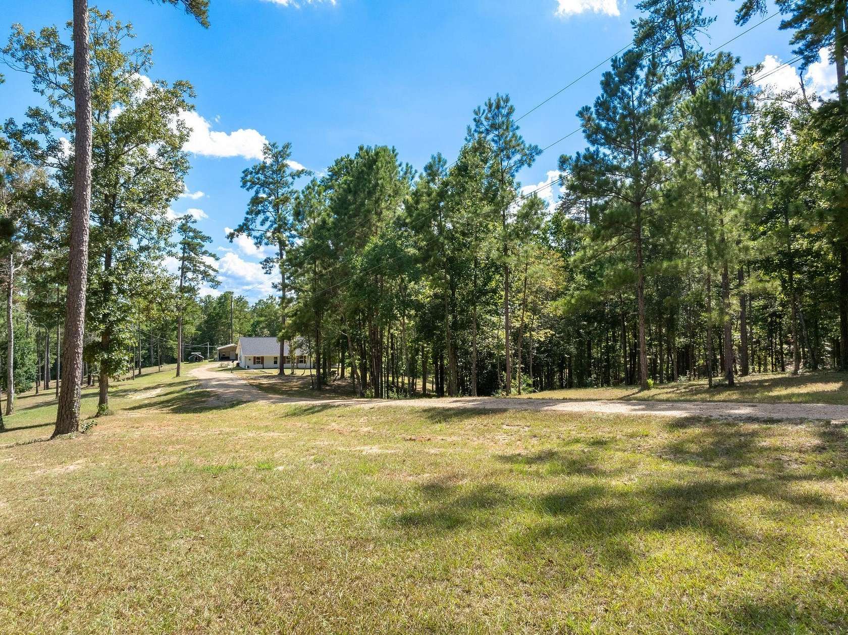 33 Acres of Recreational Land with Home for Sale in Columbia, Mississippi