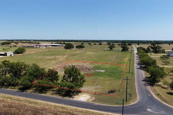 1 Acre of Residential Land for Sale in Collinsville, Texas