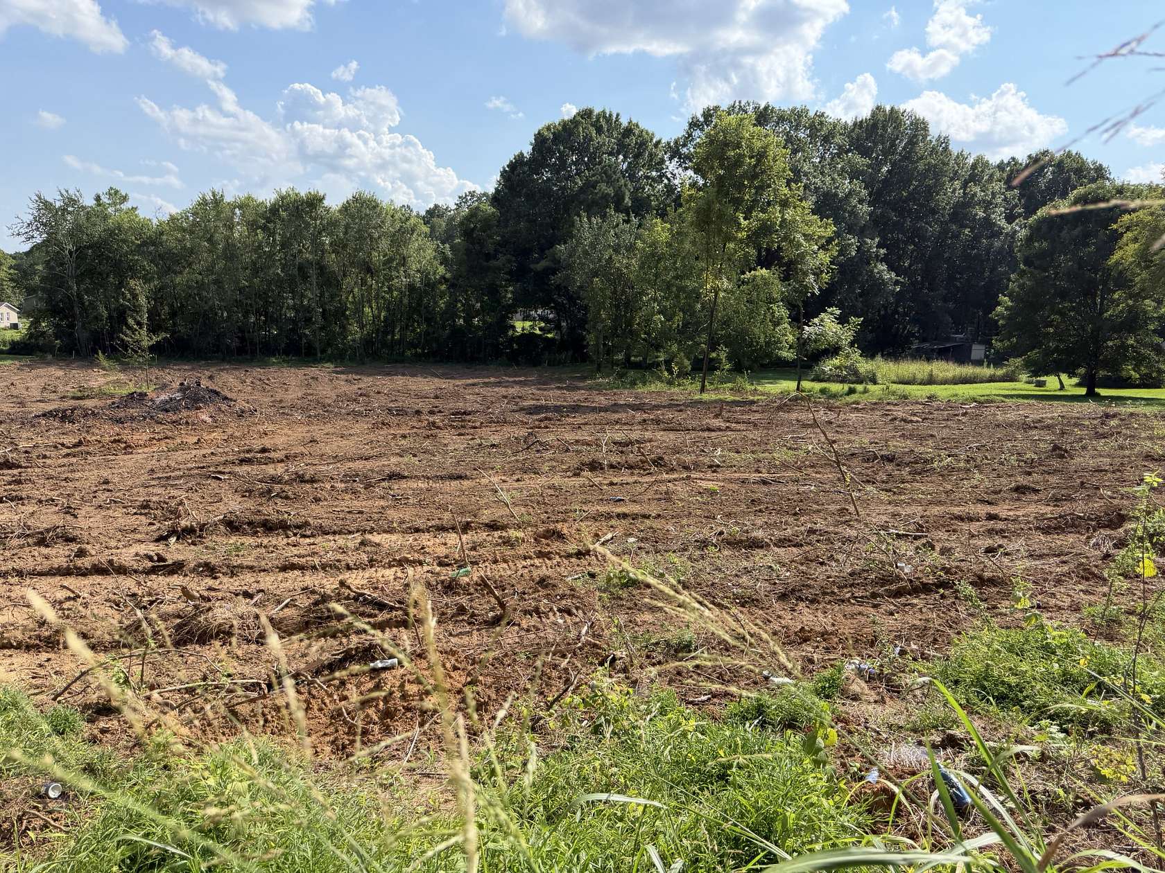 1.18 Acres of Residential Land for Sale in Columbia, Tennessee