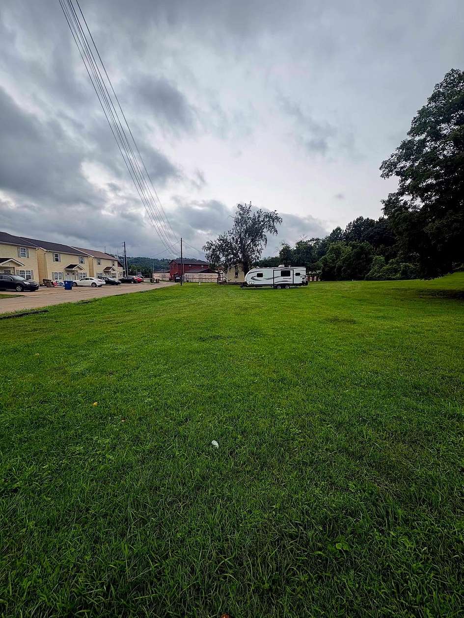 1 Acre of Mixed-Use Land for Sale in Huntington, West Virginia