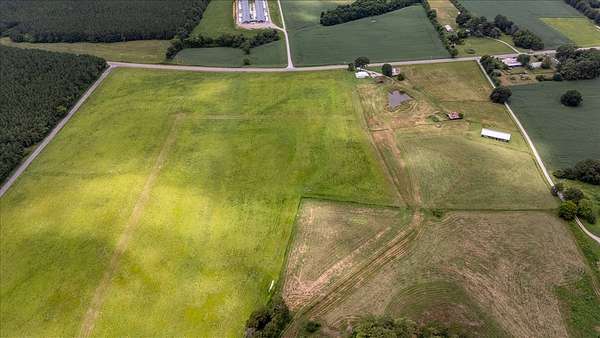 2 Acres of Residential Land for Sale in Leoma, Tennessee