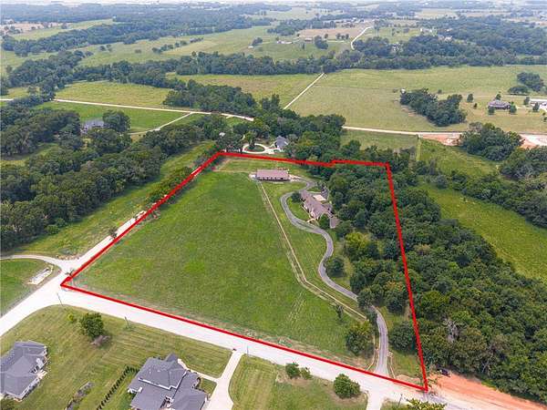 11.8 Acres of Land with Home for Sale in Bentonville, Arkansas