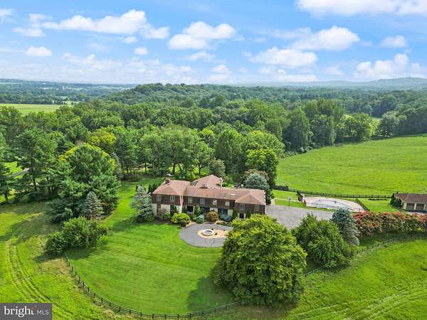 69 Acres of Land with Home for Sale in Leesburg, Virginia
