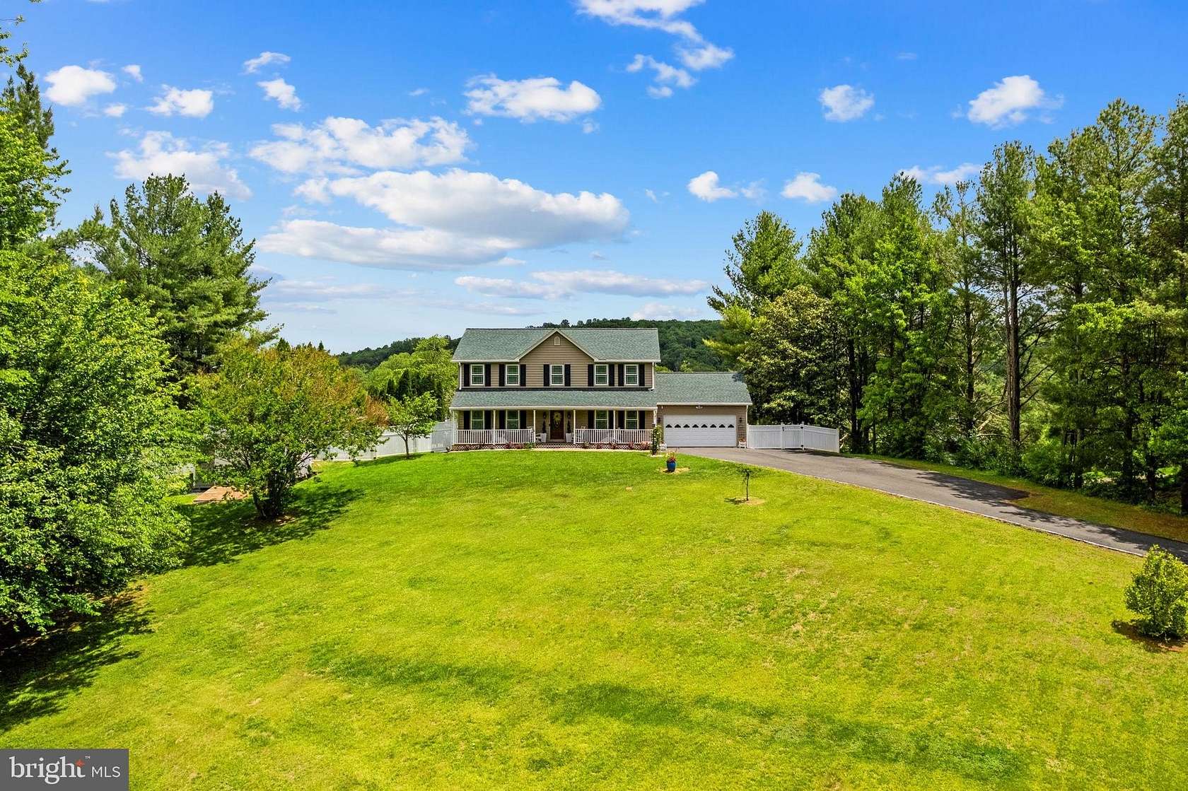 1.55 Acres of Land with Home for Sale in Broad Run, Virginia